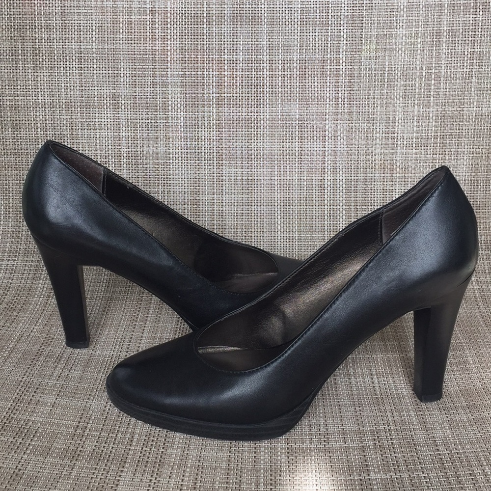 Jones New York 🌹 stunning shoe heel pump